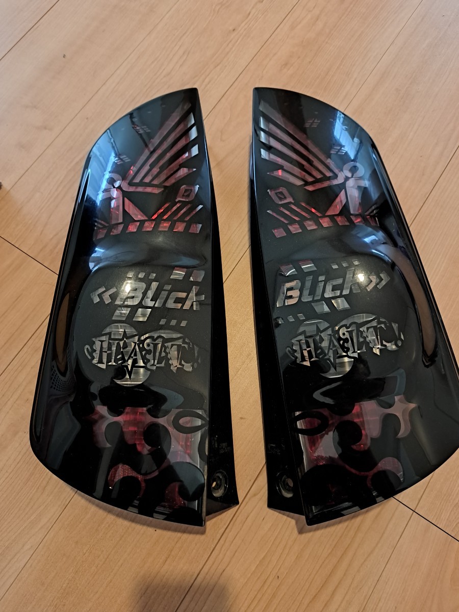 ブーン - X4 テールランプの値段と価格推移は？｜6件の売買データから