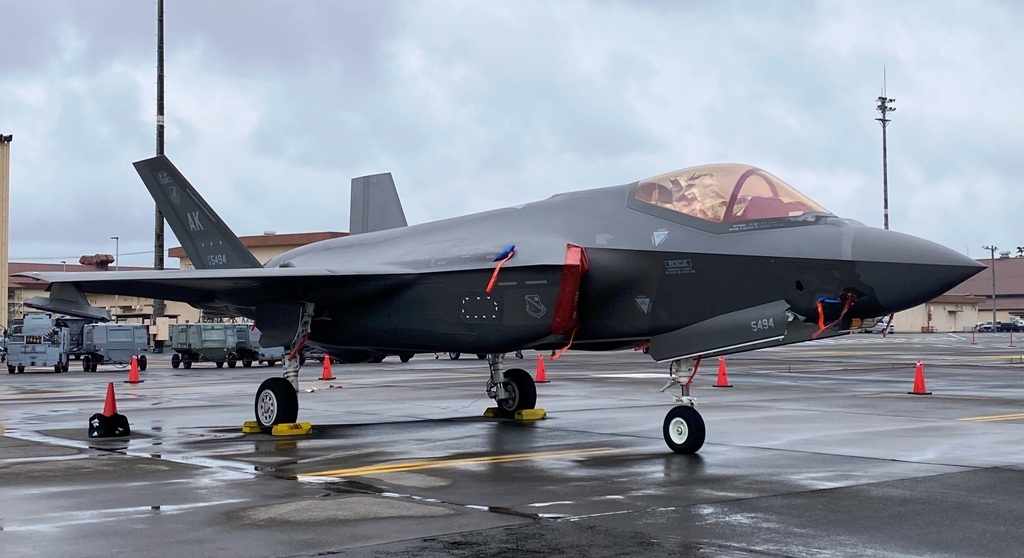 USAF 355th FS Fightin' Falcons 米空軍第355戦闘飛行隊 F-35ライトニングⅡベルクロパッチ 米空軍嘉手納基地 ...