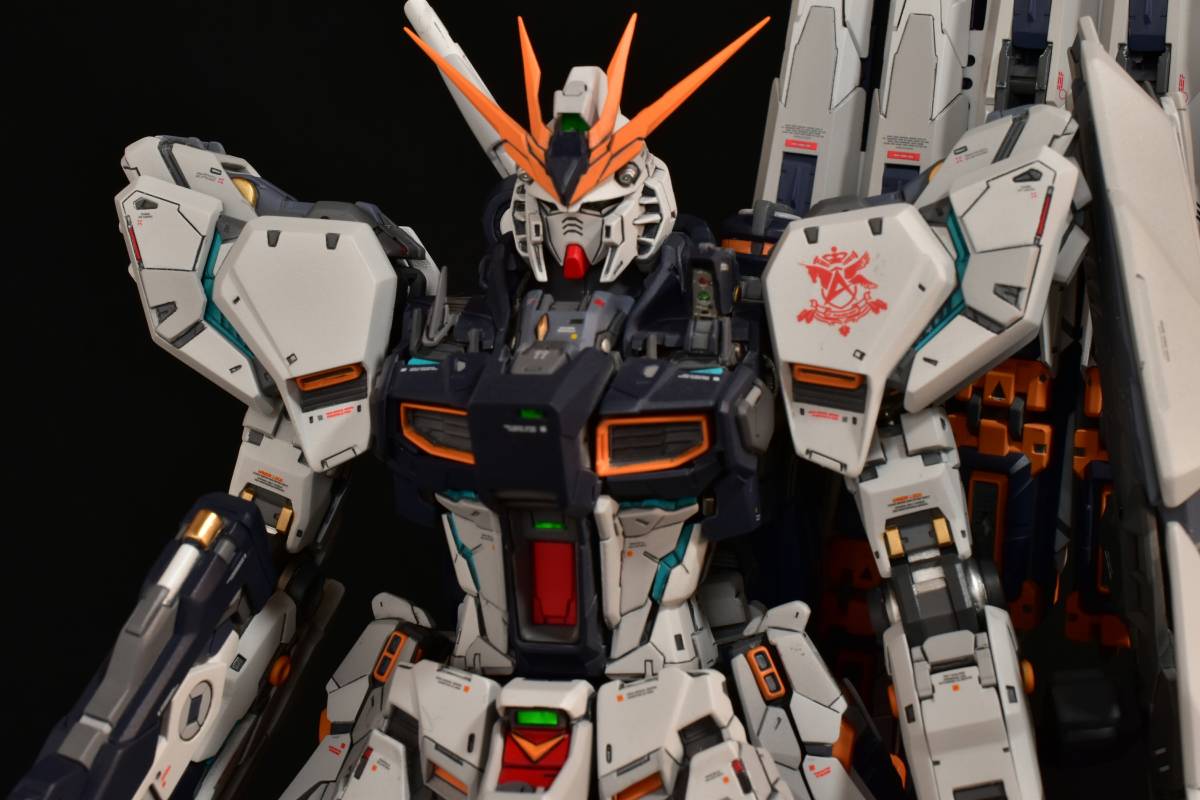 MG 1/100 νガンダムVer.Ka 徹底改修塗装済完成品(解体匠機風 