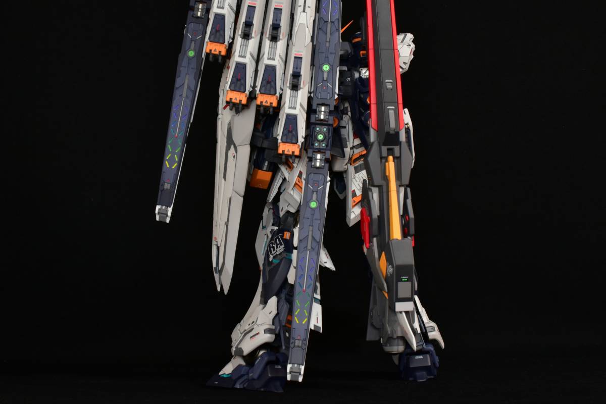 MG 1/100 νガンダムVer.Ka 徹底改修塗装済完成品(解体匠機風 