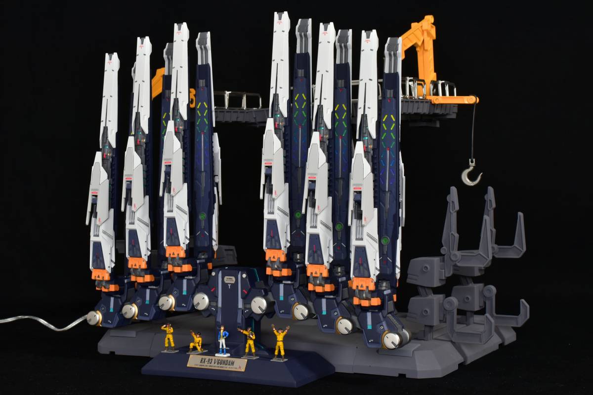 MG 1/100 νガンダムVer.Ka 徹底改修塗装済完成品(解体匠機風 