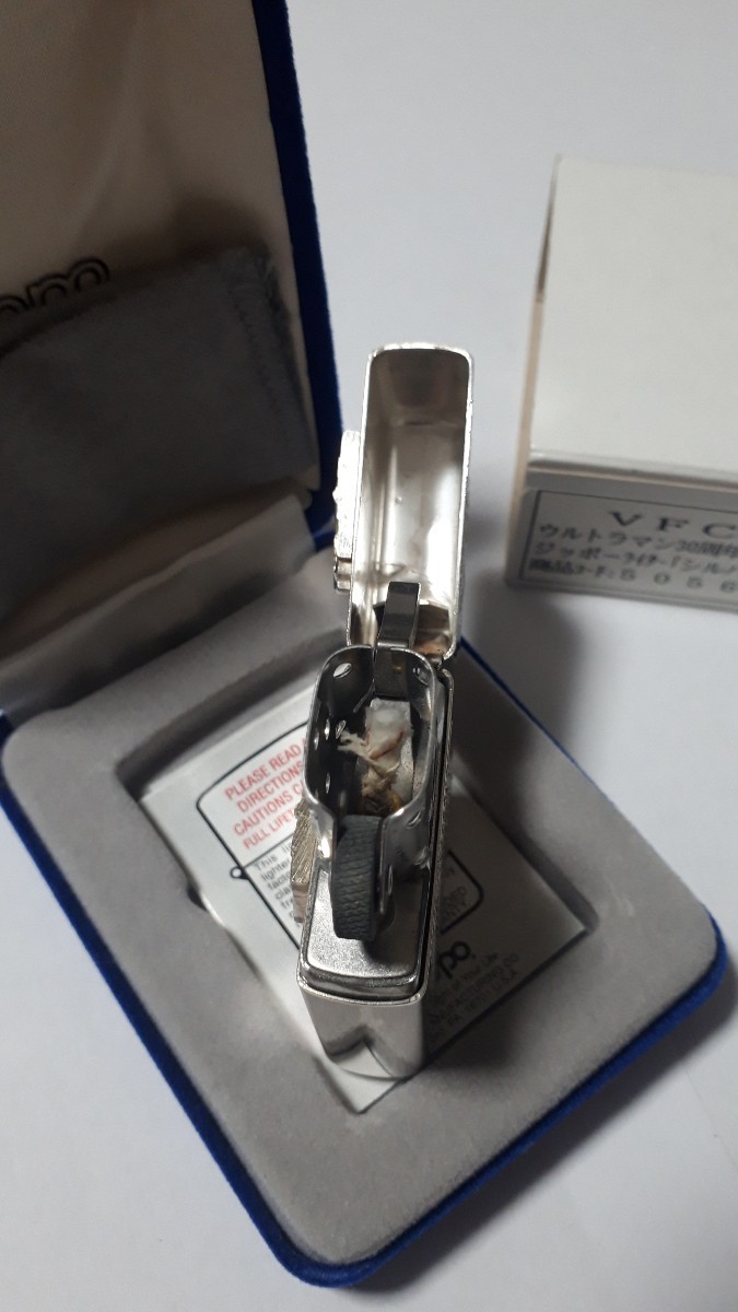 未使用 ULTRAMAN Zippo 30th ANNIVERSARY STERLING SILVER 