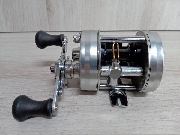 ABU アンバサダー 2600C ABU⁄アンバサダー 中古⁄未使用品 0 リール