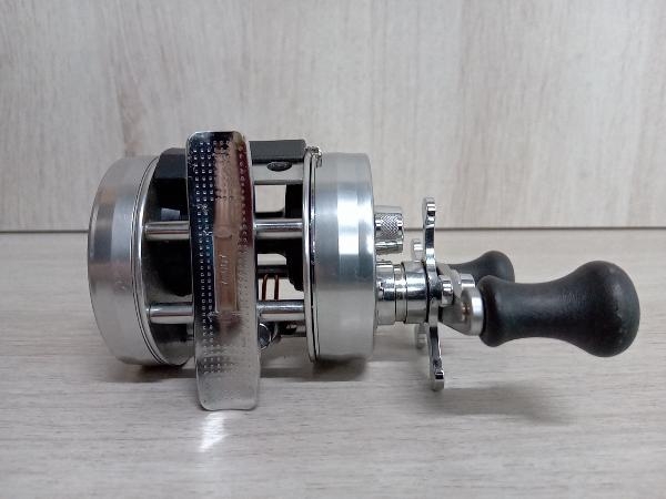 ABU アンバサダー 2600C ABU⁄アンバサダー 中古⁄未使用品 0 リール