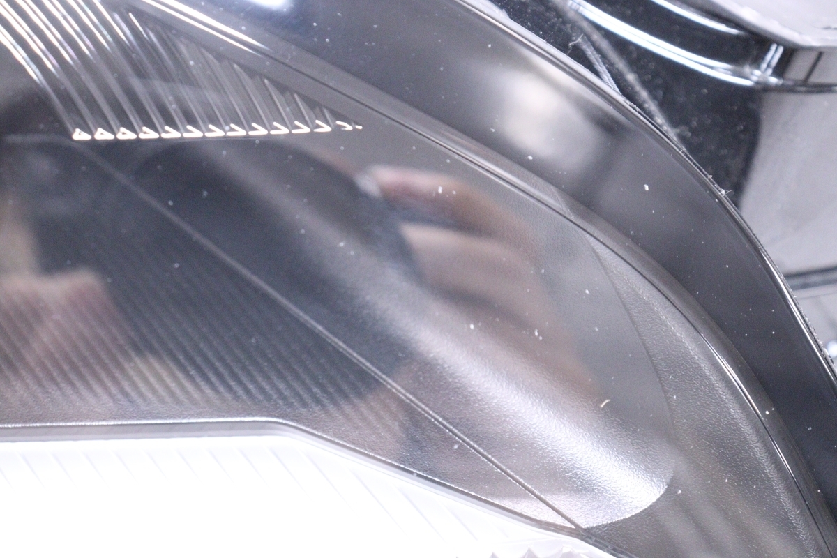 36-35☆LED ZD8 BRZ☆右ヘッドライト KOITO 100-6046H 打刻:Z2 