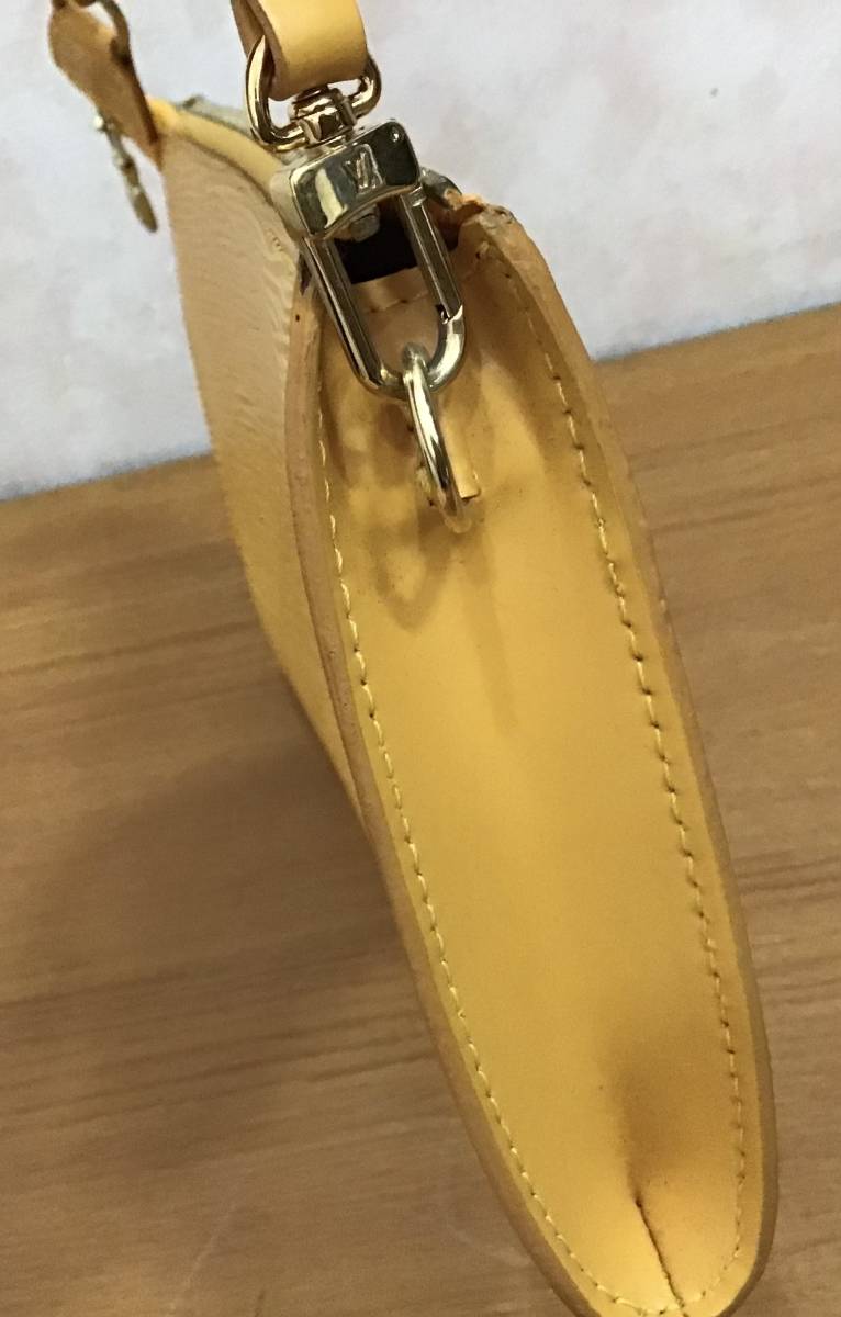 LOUIS VUITTON ルイ ヴィトン エピ ポシェット アクセソワール