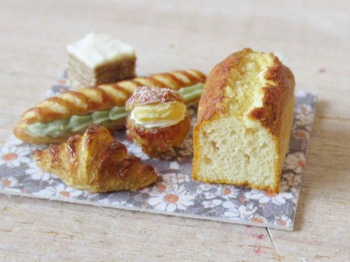 baked goodsのセット パウンドケーキ ドールハウス ミニチュア 