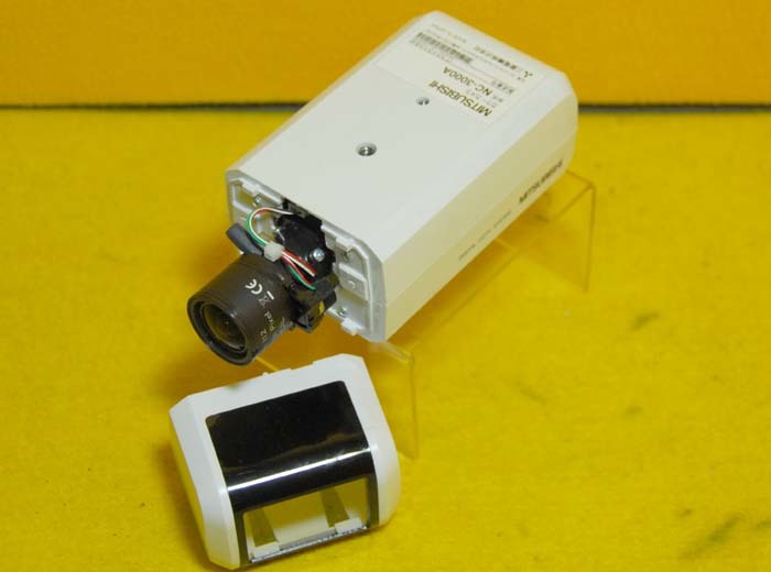 三菱レコーダーNR-3500⁄カメラNC-3000モニター⁄ステー付き