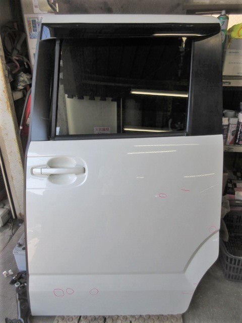 人気，セール N-BOX JF1 左 パワースライドドア リアドア NH624P プレミアムホワイトパール ホンダ エヌボックス 法人宛のみ発送 個人宅&times; 手渡しOK(サイド)｜売買されたオークション情報、yahooの商品情報 ホンダ用