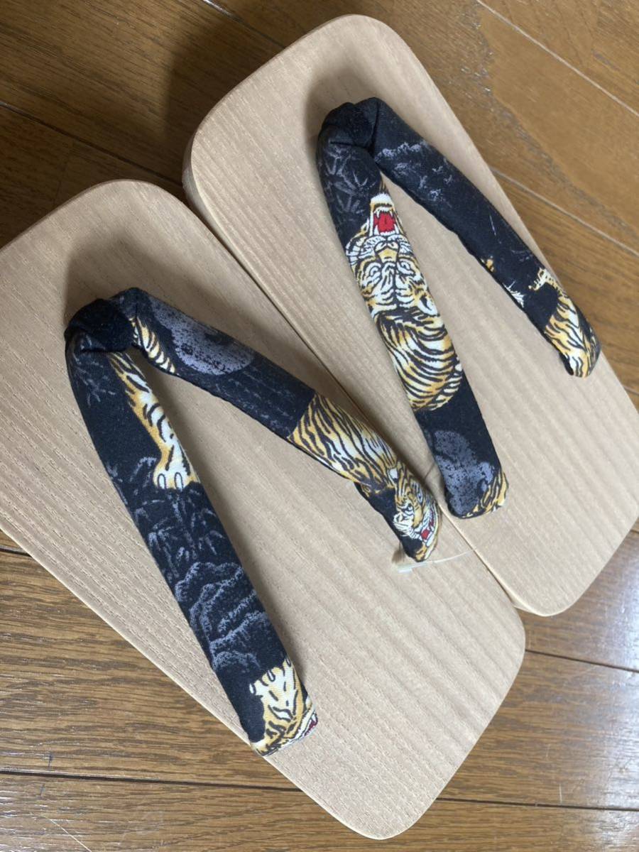 男物 桐下駄 ゲタ 虎 Lサイズ(下駄、草履)|売買されたオークション情報、yahooの商品情報をアーカイブ公開 - オークファン ...