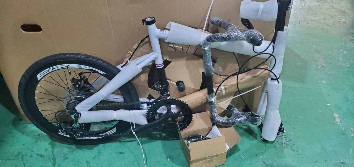 313 EIZER M300 WT ミニベロ 20inch 自転車 小径車 7部組(小径車 