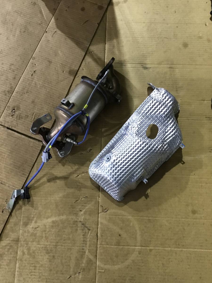 ZC33S スイフトスポーツ 純正 触媒 遮熱板付き(美品)(触媒、エキマニ 