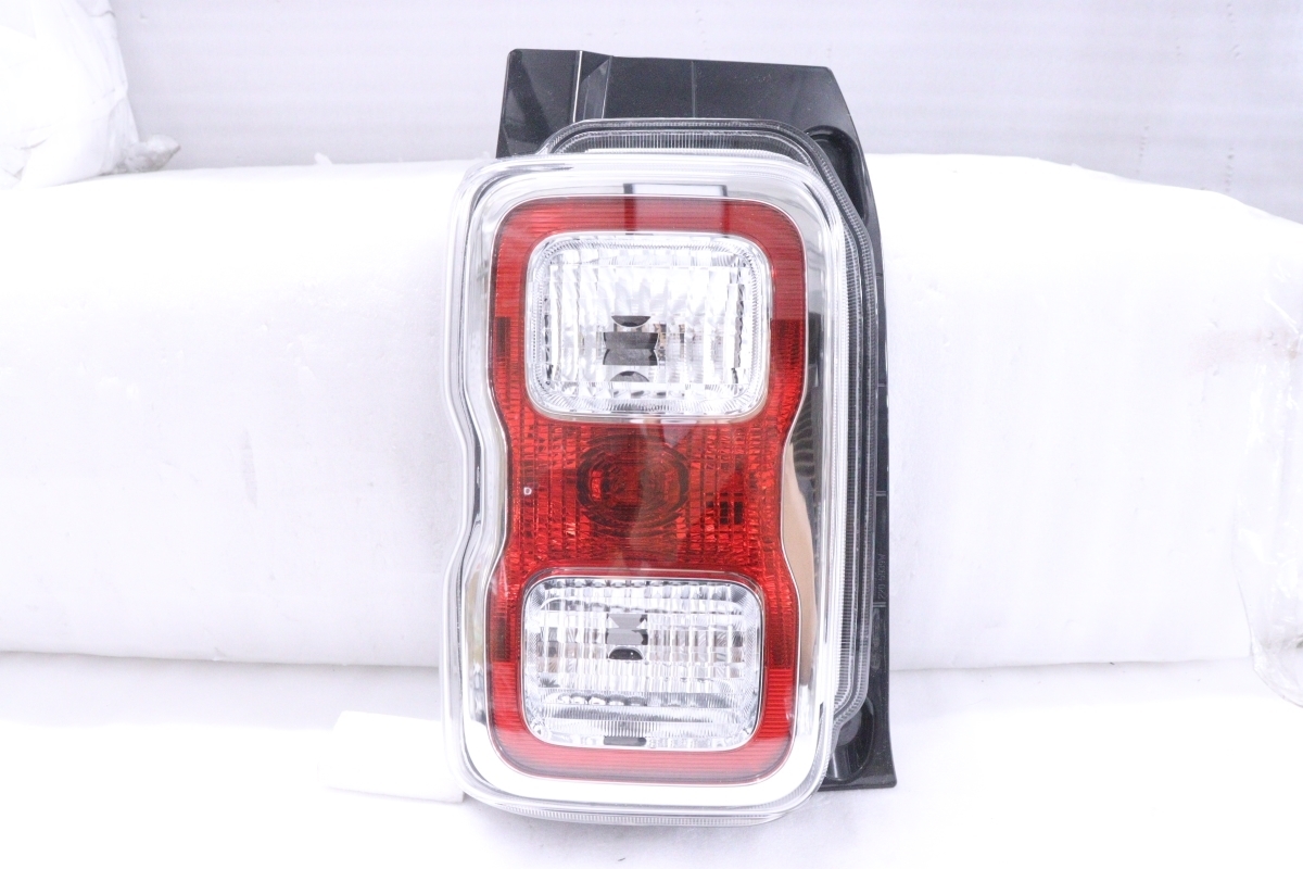 ハスラーMR52S 左テールランプ MR92 MR52 36-2037☆美品☆LED MR52S