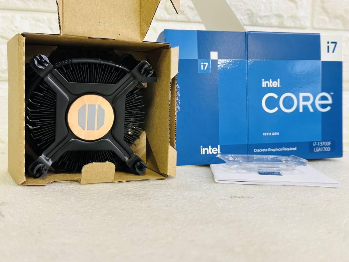 未使用 Intel Core i7-13700F リテールCPUクーラー& 付属品 CPUなし 