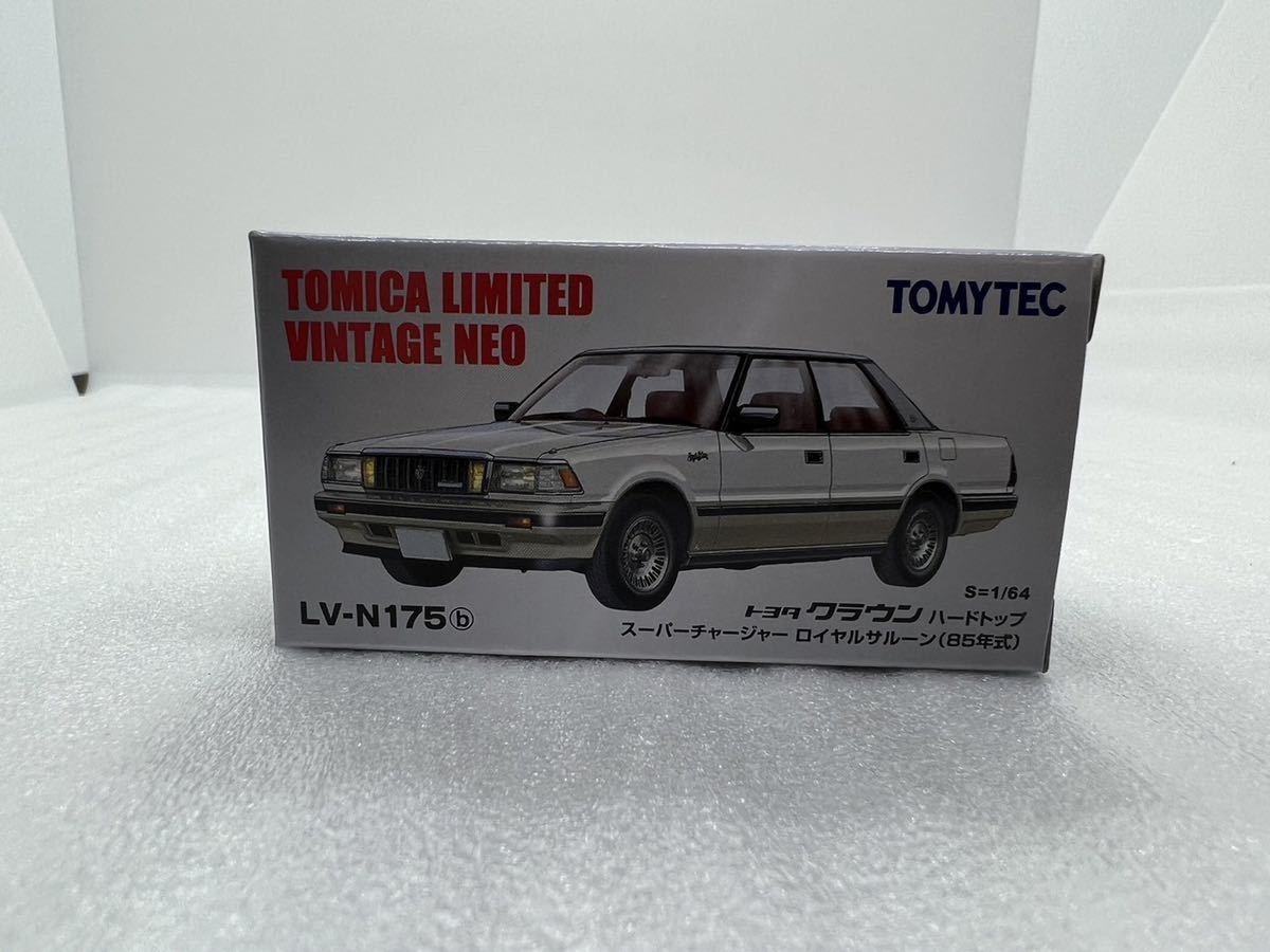 トヨタクラウンハードトップ スーパーチャージャー ロイヤルサルーン