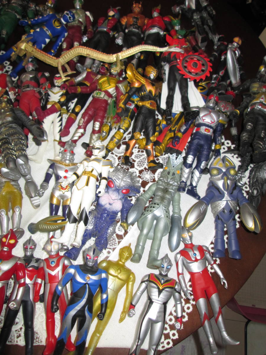 ウルトラマン 仮面ライダー ソフビ フィギュア 大量まとめ売り 詰め合わせ 怪獣 ☆彡ソフビ 大量まとめて ウルトラマン 仮面ライダー 怪獣等☆彡 特撮