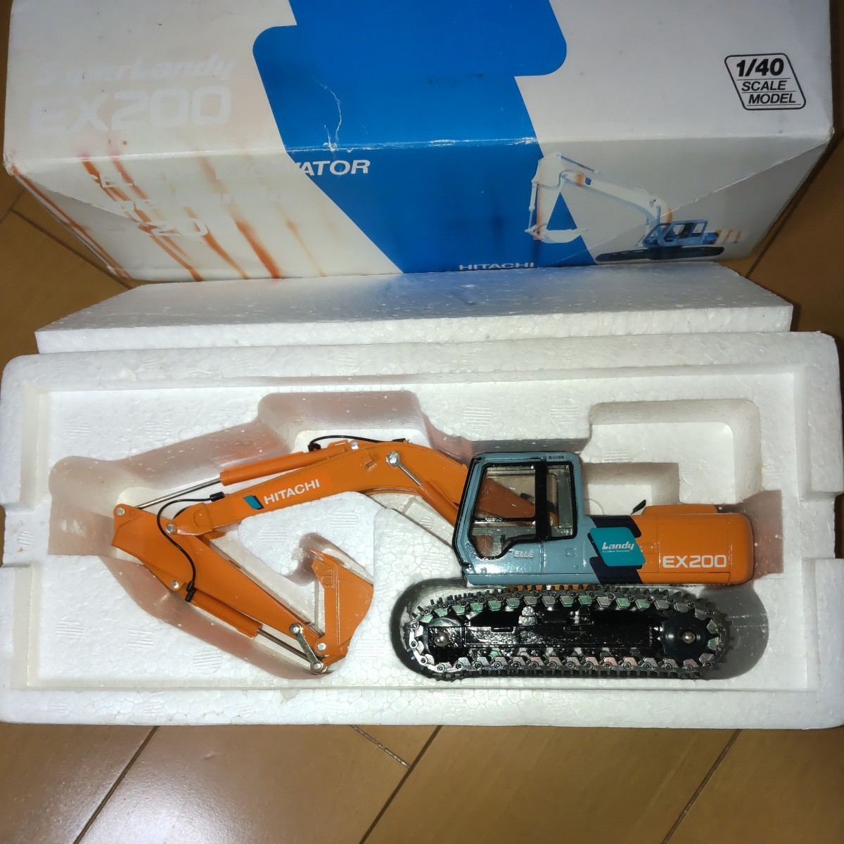 日立建機 HITACHI Landy EX200 油圧ショベル 1/40スケールミニモデル 