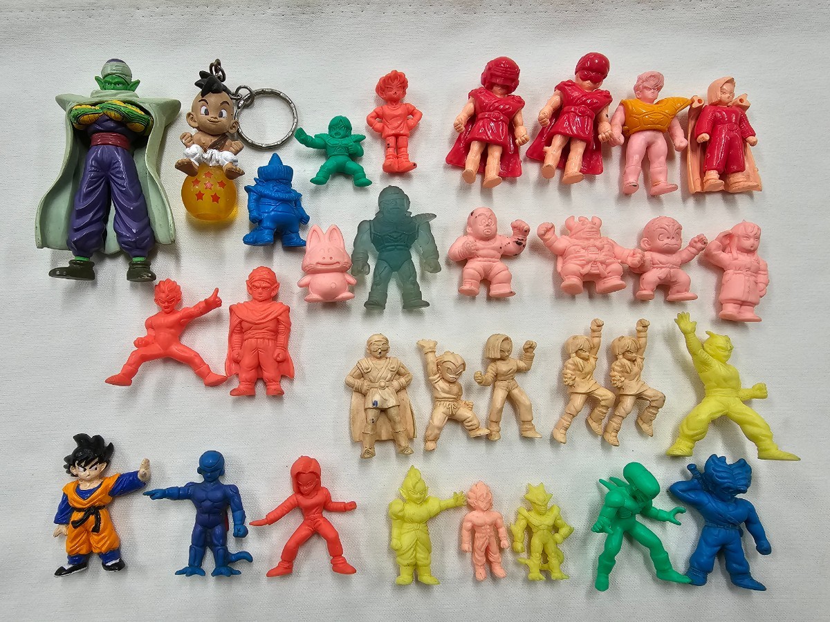 ドラゴンボール　消しゴム　色々　孫悟空　クリリン　プーアル　ビーデル　ウーブ　グレートサイヤマン