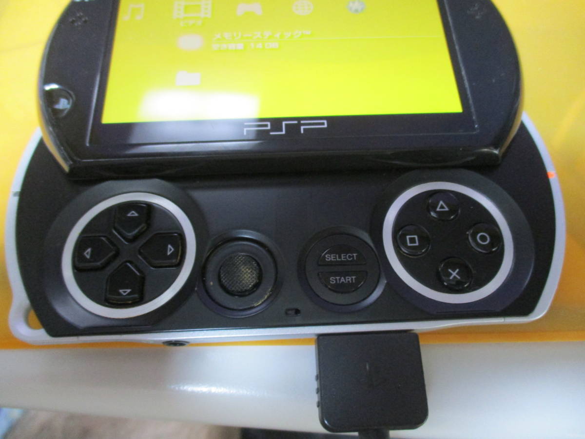 中古 SCE ソニー PSP(プレイステーション・ポータブル)PSPgo ピアノ 