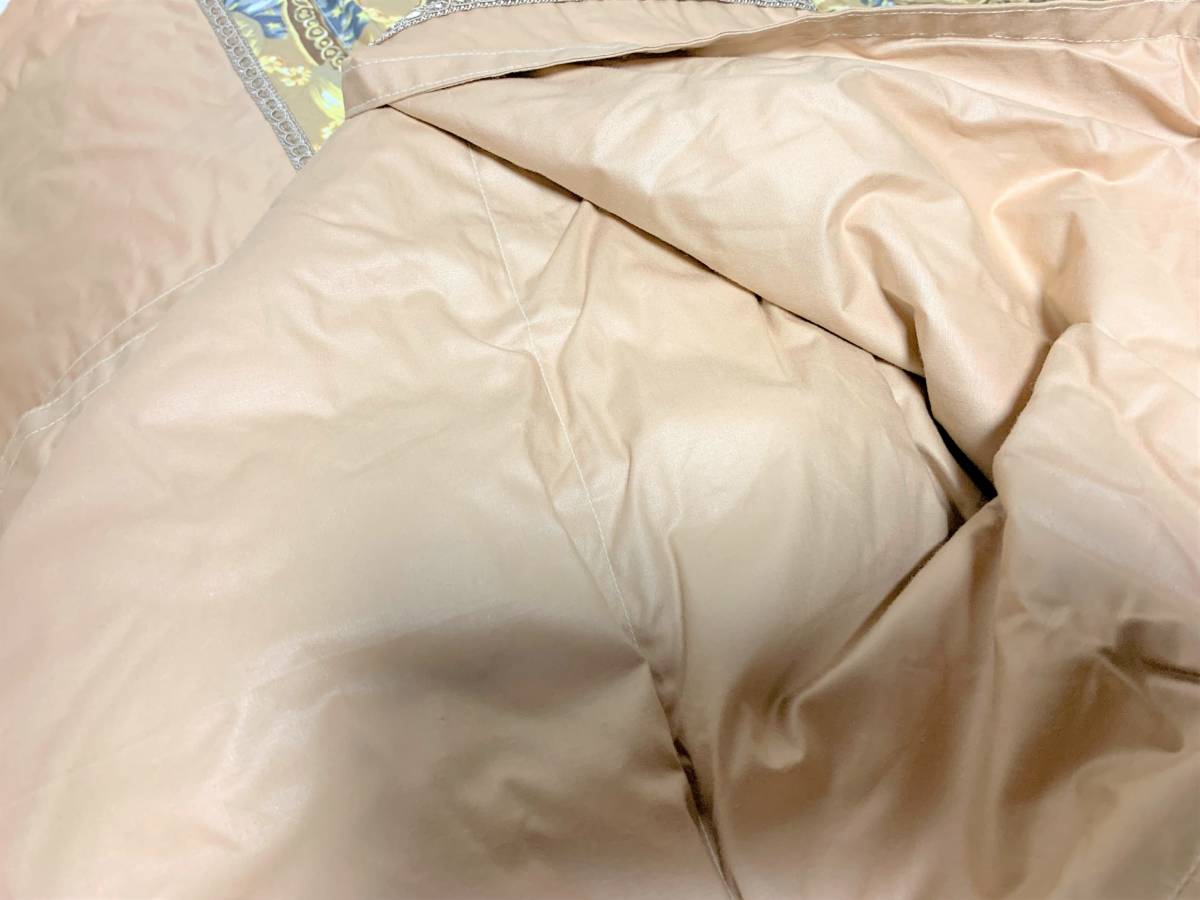 CELINE羽毛肌掛布団　新品未使用品　レア　美品 CELINE セリーヌ 羽毛掛ふとん(肌掛) アトラップ 150x200cm ダウン50