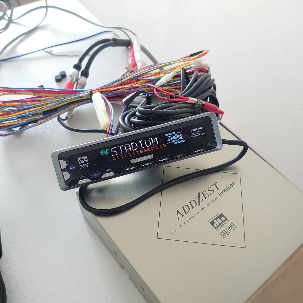 【D217】超希少　当時物　新品未使用　ADDZEST 　DVH9600　マルチブルチャンネル　DSP プロセッサー　5.1ch出力　動作確認済み　アゼスト