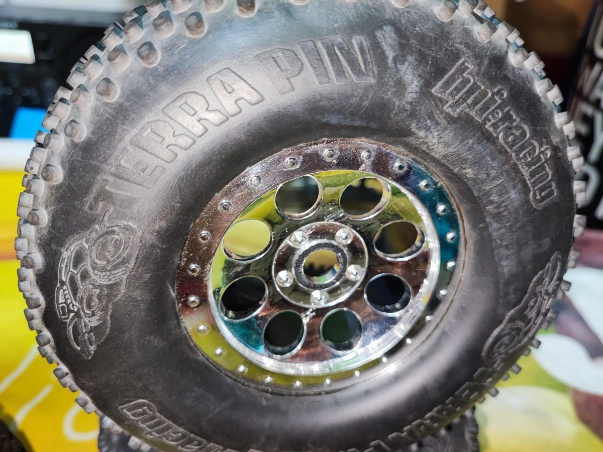 HPIサベージXL純正タイヤホイール4本 TELLA PIN 17mm六角ハブ モントラ  