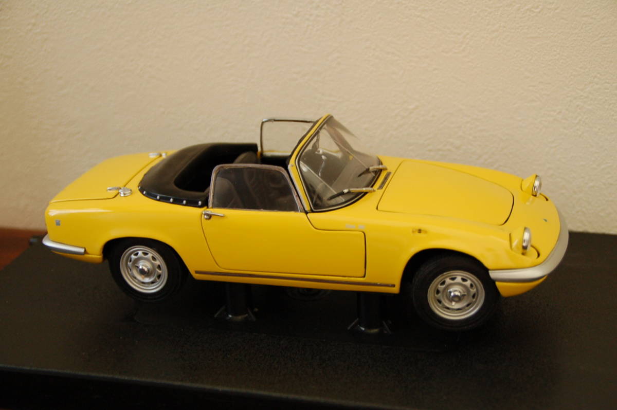 サンスター 1/18 ロータス エラン S3 1966 イエロー コンバーチブル の 
