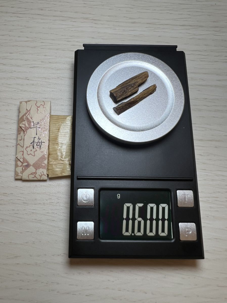 古渡命銘木 六十一種名香の内 真南蛮 銘 【早梅】0.600g # 香木＊お香