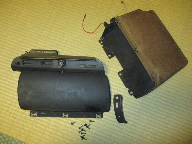 TA22セリカ純正ダッシュ下グローブボックス下の物入れ｜自動車  