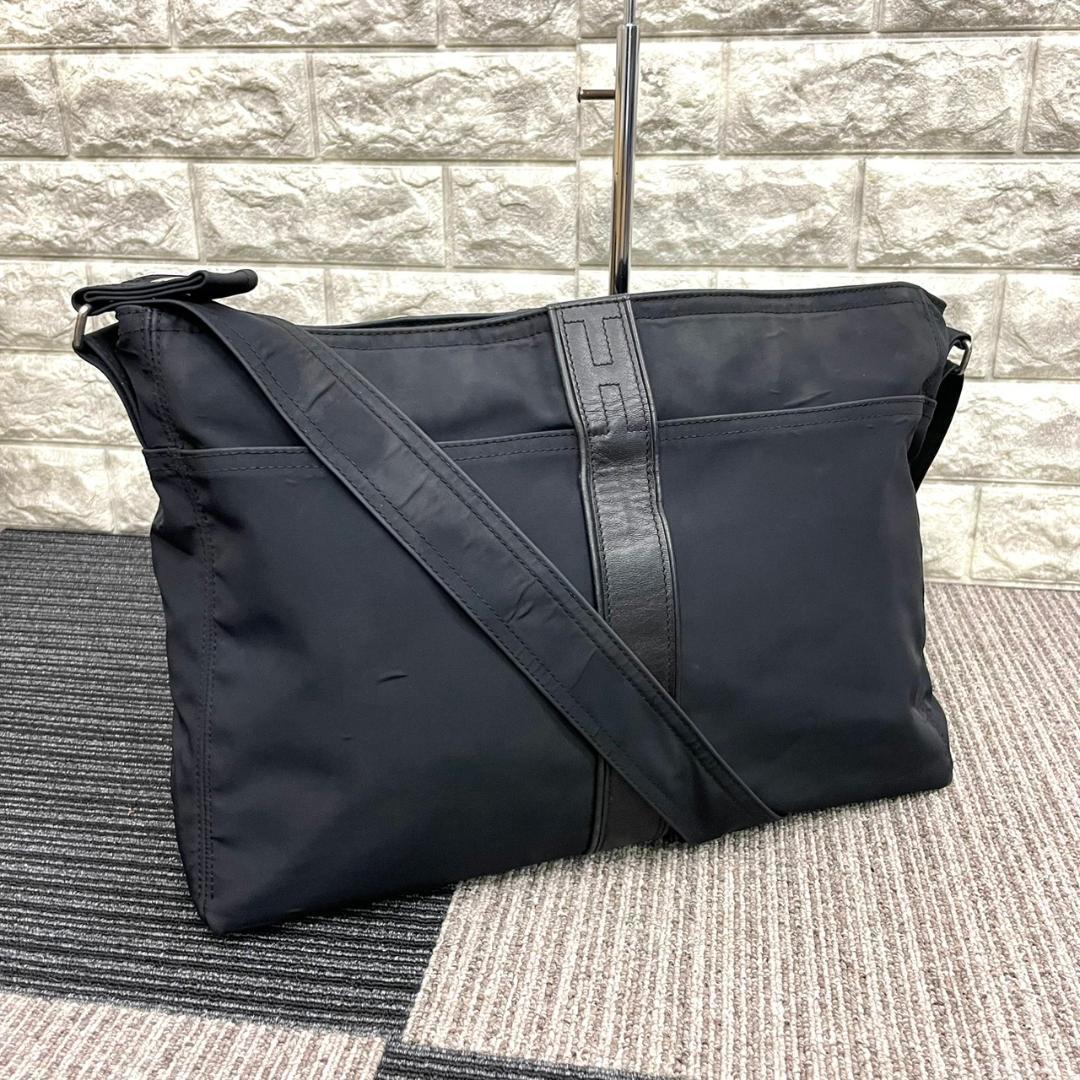 HERMES　エルメス アカプルコバサスMM ショルダーバック　ナイロン