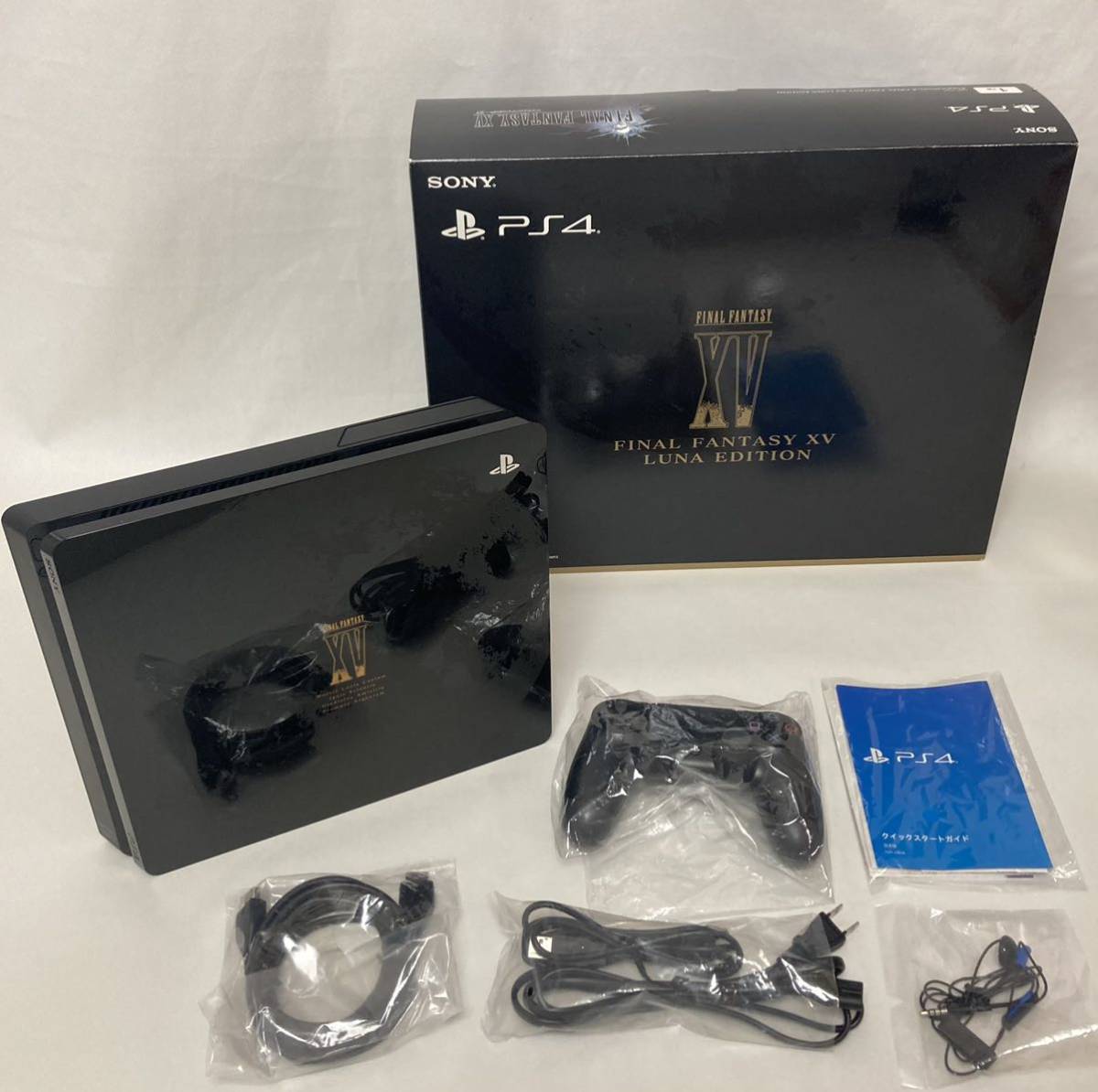 PlayStation 4 FINAL FANTASY XV LUNA EDITION (1TB) CUHJ-10013