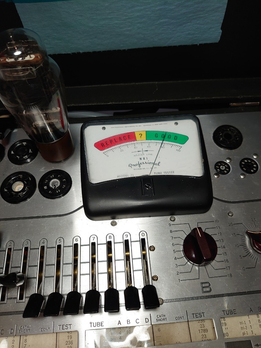 SYLVANIA VT-25A 直熱三極管中古1本です。実機、簡易テスターにて