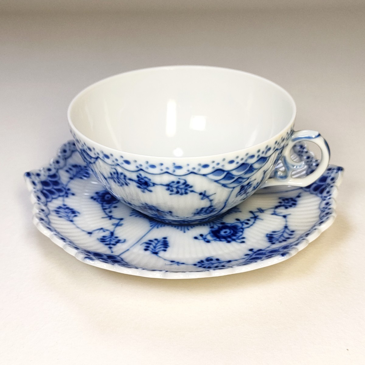 ロイヤルコペンハーゲン/ROYAL COPENHAGEN/ ブルーフルーテッド/フル