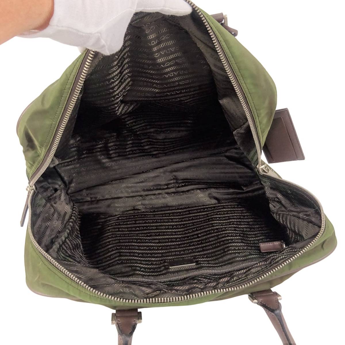 プラダ ナイロン バッグ カーキの通販