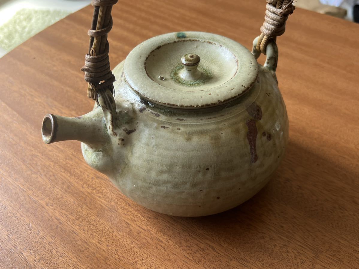 李朝、粉引茶碗(合せ箱、藍染包み古布付) a】茶道具 李朝 粉引茶碗 L-29 - SANKA 初期李朝粉引大茶碗 高麗茶碗