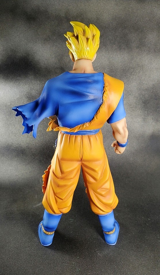 ドラゴンボール未来編 片腕の孫悟飯】ガレージキット完成品(孫悟飯 