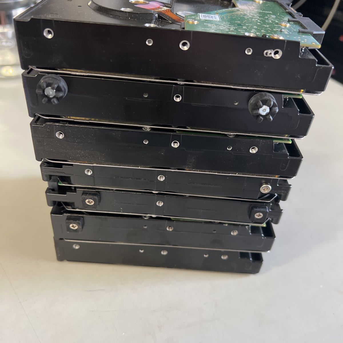 3.5インチHDD 250GB 7台まとめ売り ジャンク SATA 透明ケース付 3.5インチHDD 250GB 7台まとめ売り ジャンク SATA 透明ケース付
