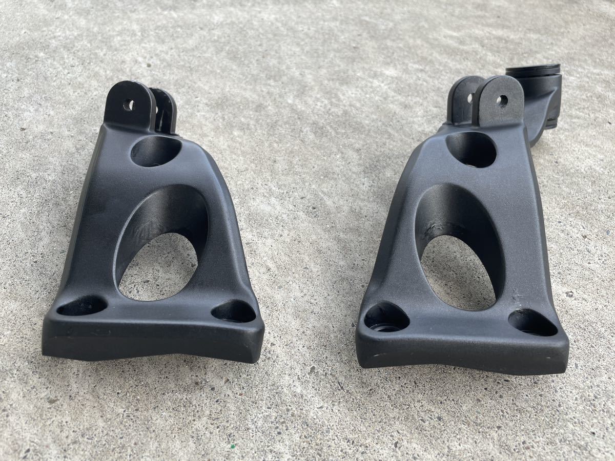 ZRX1200 DAEG R 純正タンデムステップ バフ掛け マフラーステー無し ZRX1200 ダエグ ZRX1100 純正タンデムステップ バフ掛け 送料520円