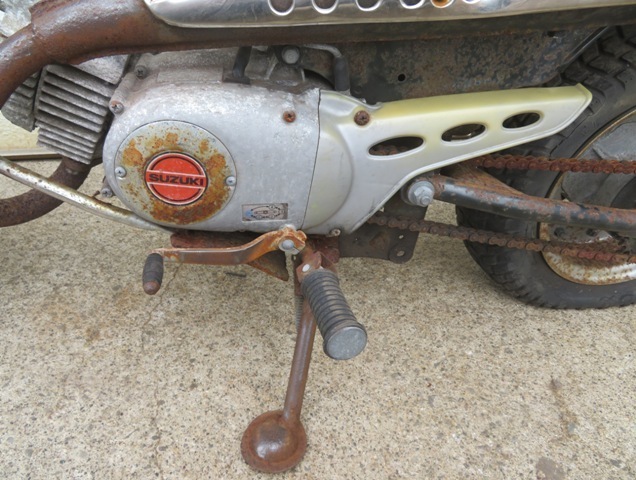 ジャンク スズキ JR50？ おもちゃ レストアベースに！
