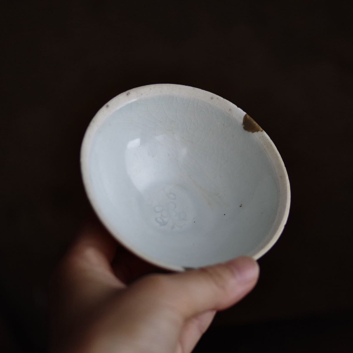 希少】影青花文陰刻盃 南宋〜元時代 中国 景徳鎮 青白磁 生がけ 酒器