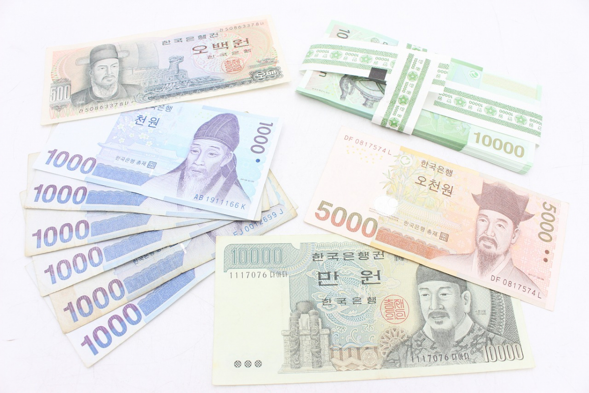 行董】 総額501500ウォン 韓国 紙幣 まとめ コレクション 外国紙幣 500/1000/5000/10000ウォン
