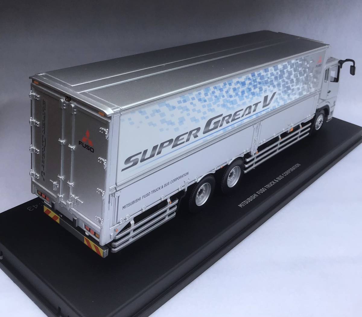 非売品 三菱ふそう スーパーグレートV Fuso Super Great 1/43 ウイング 