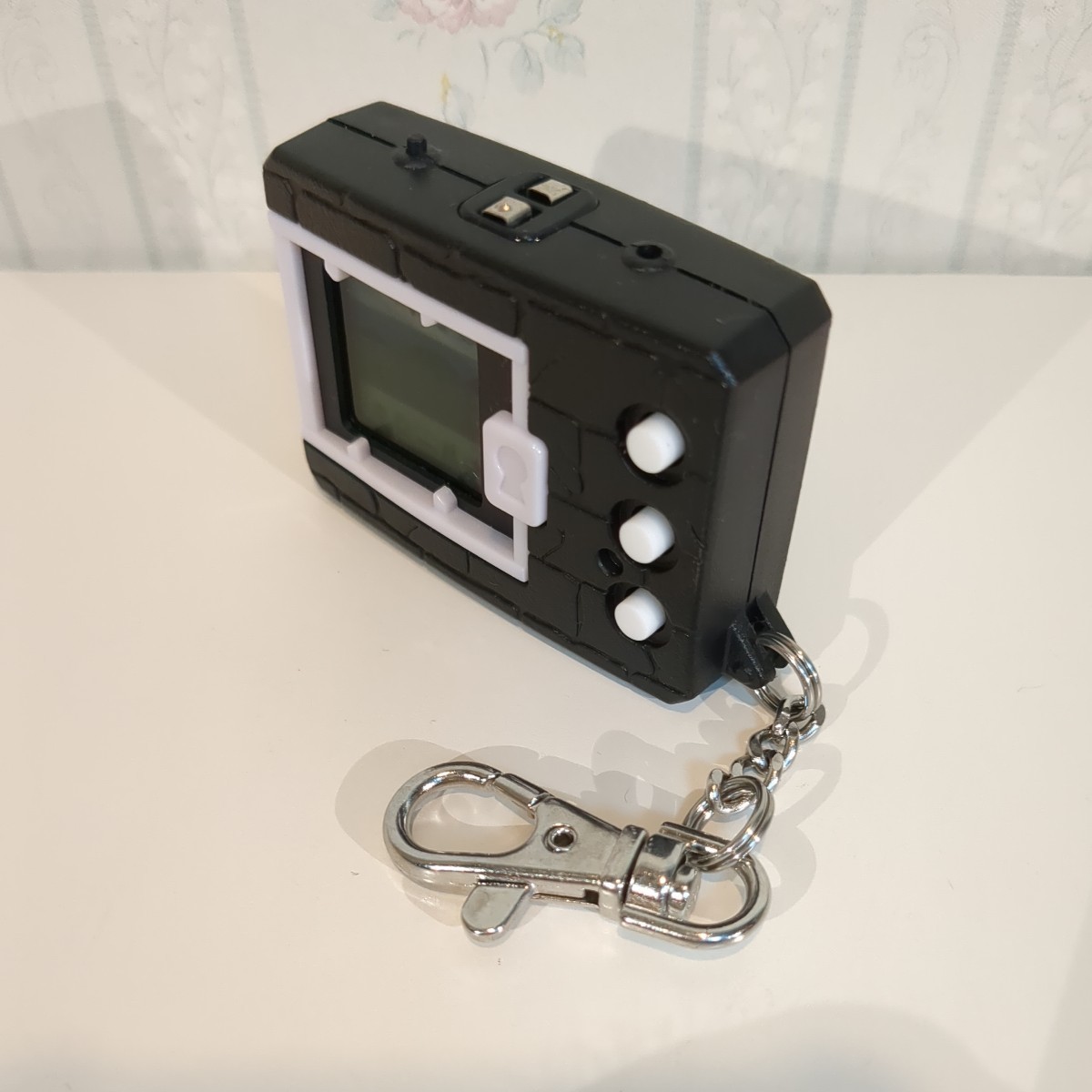 DIGIMON 海外版 デジタルモンスターver. 20th レトロ 電子ゲーム Glow