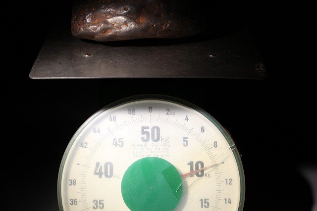 昇藤 新疆発掘 鉄隕石 重量 約9.9kg 現地写真有り 検 隕鉄 石鉄 仏教