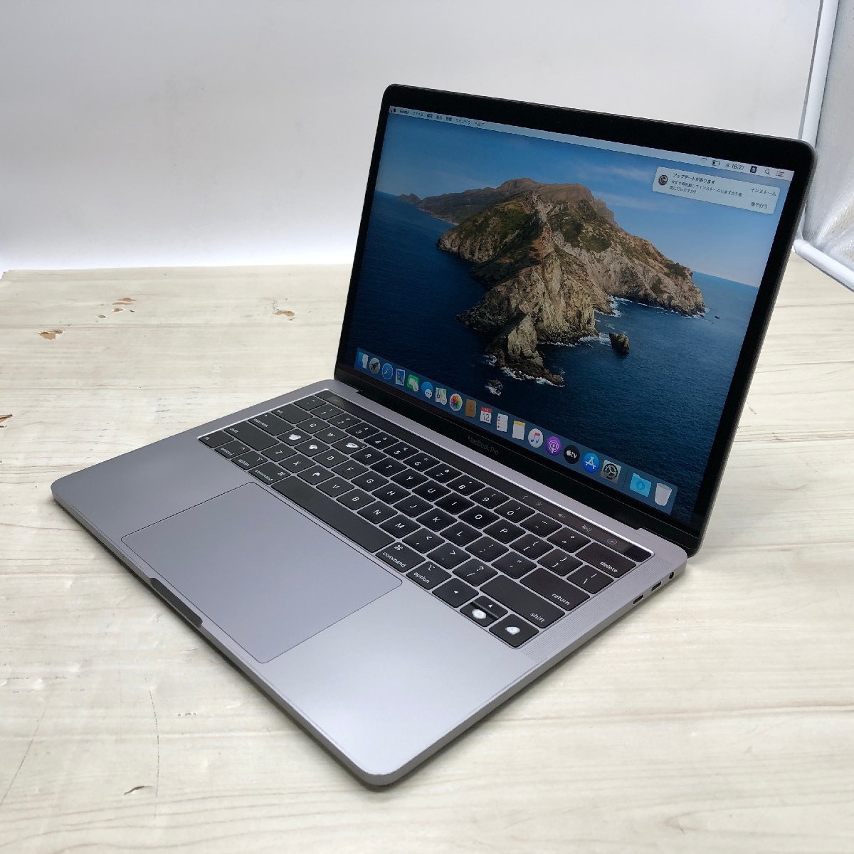 Apple MacBook Pro 13-inch 2018 Four Thunderbolt 3 ports Core i7