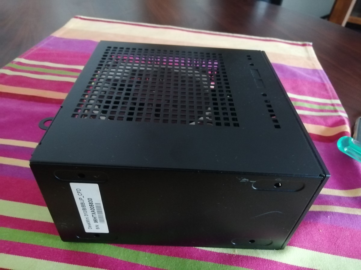 AsRock Deskmini 310 Intel Core i9-9900 搭載PC 静音ファン付き