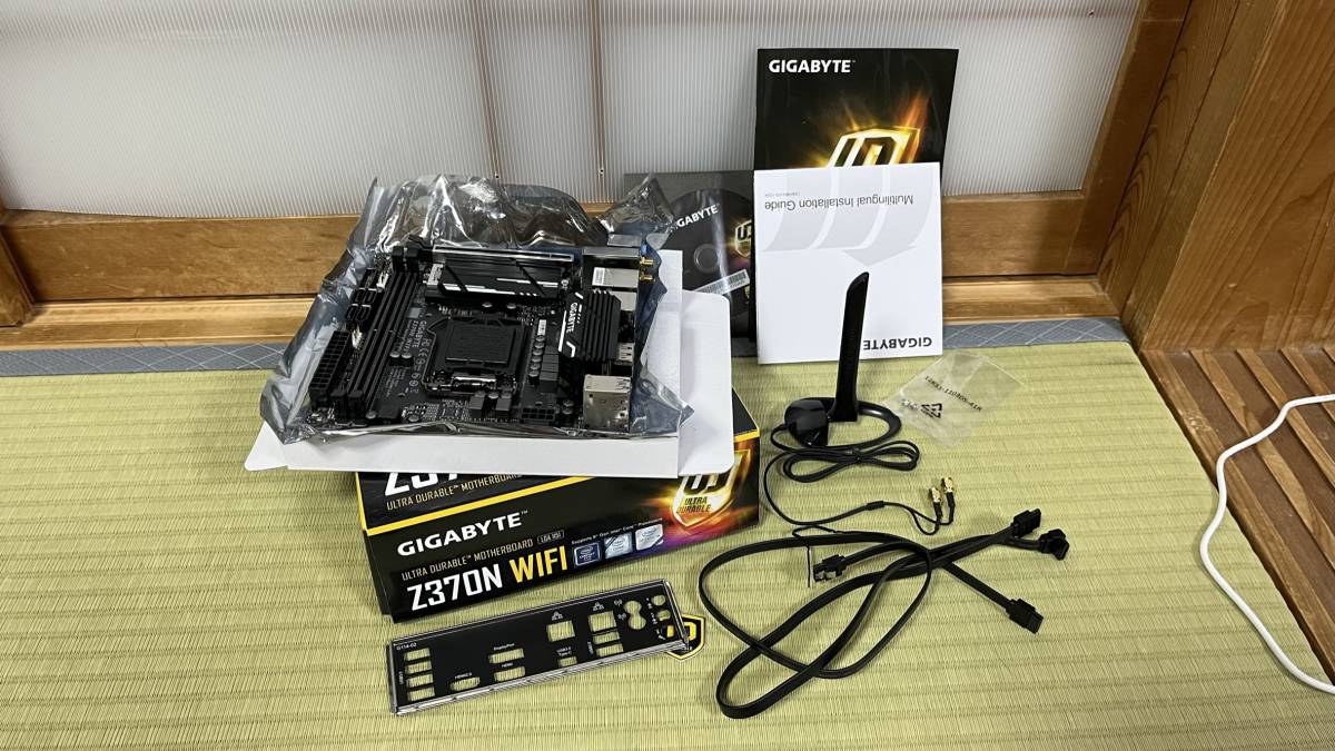 GIGABYTE Z370N WIFI Intel Z370 Ultra Durable Mini-ITX マザーボード