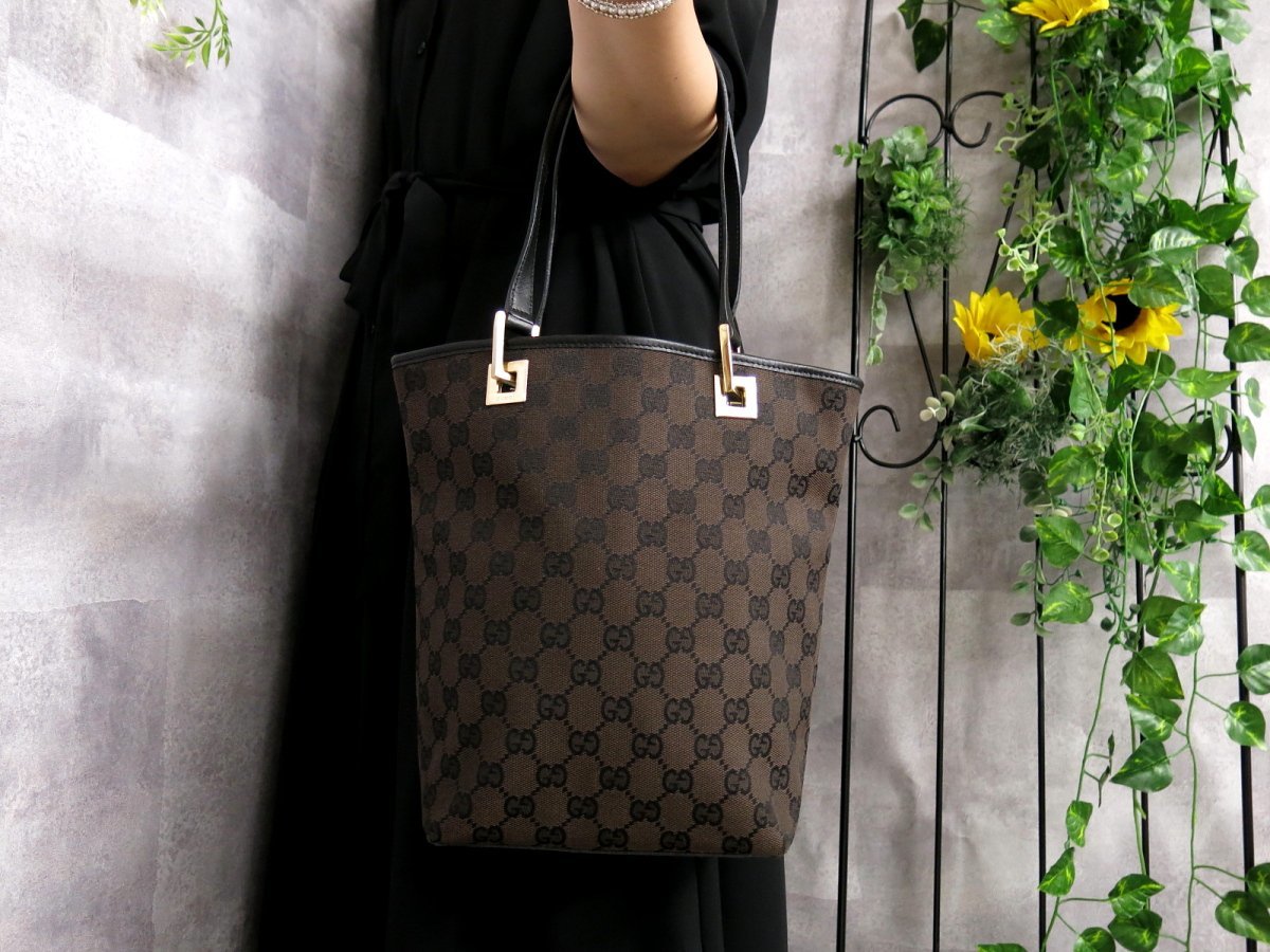 ●超美品●GUCCI グッチ●GG キャンバス カーフ レザー 本革●トート バッグ●ブラウン 黒●シルバー金具●イタリア製●肩掛け●Js38384