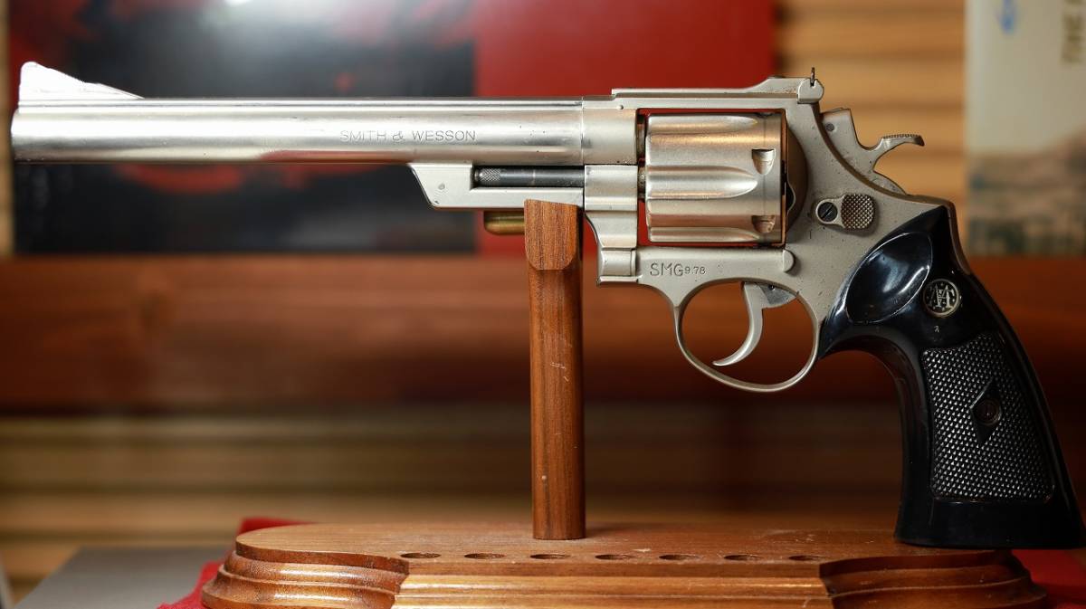 個人出品 KOKUSAI SANGYO S＆W Colt Cal .44 マグナム SMG 金属製