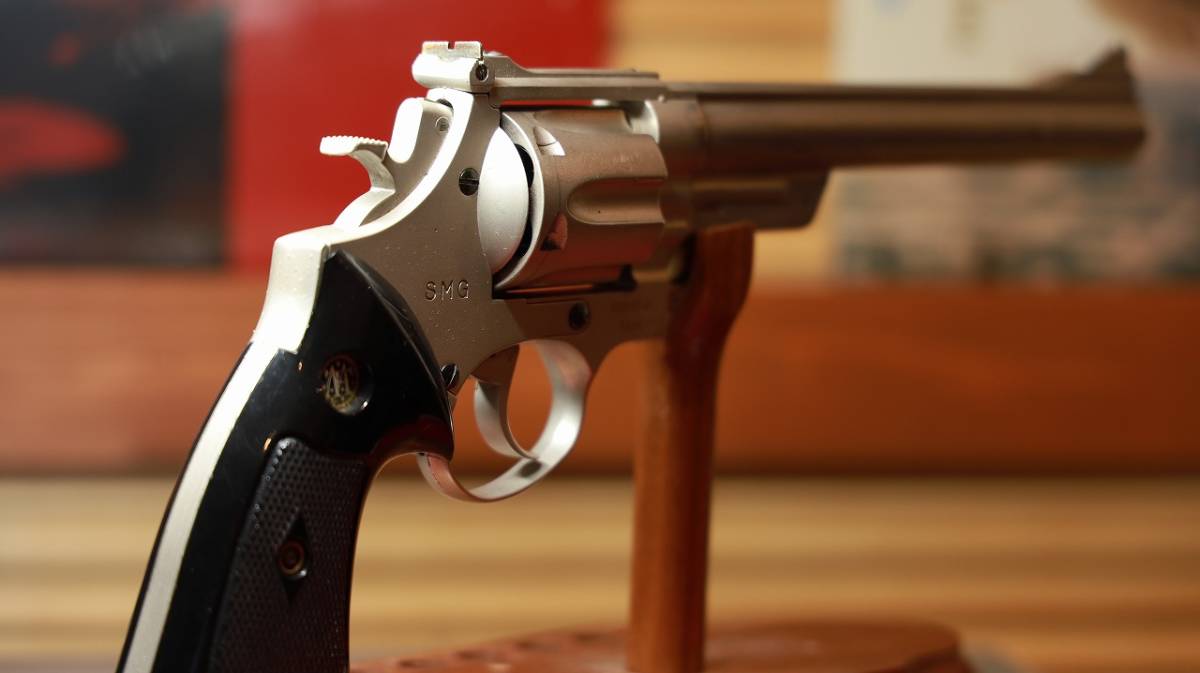 個人出品 KOKUSAI SANGYO S＆W Colt Cal .44 マグナム SMG 金属製